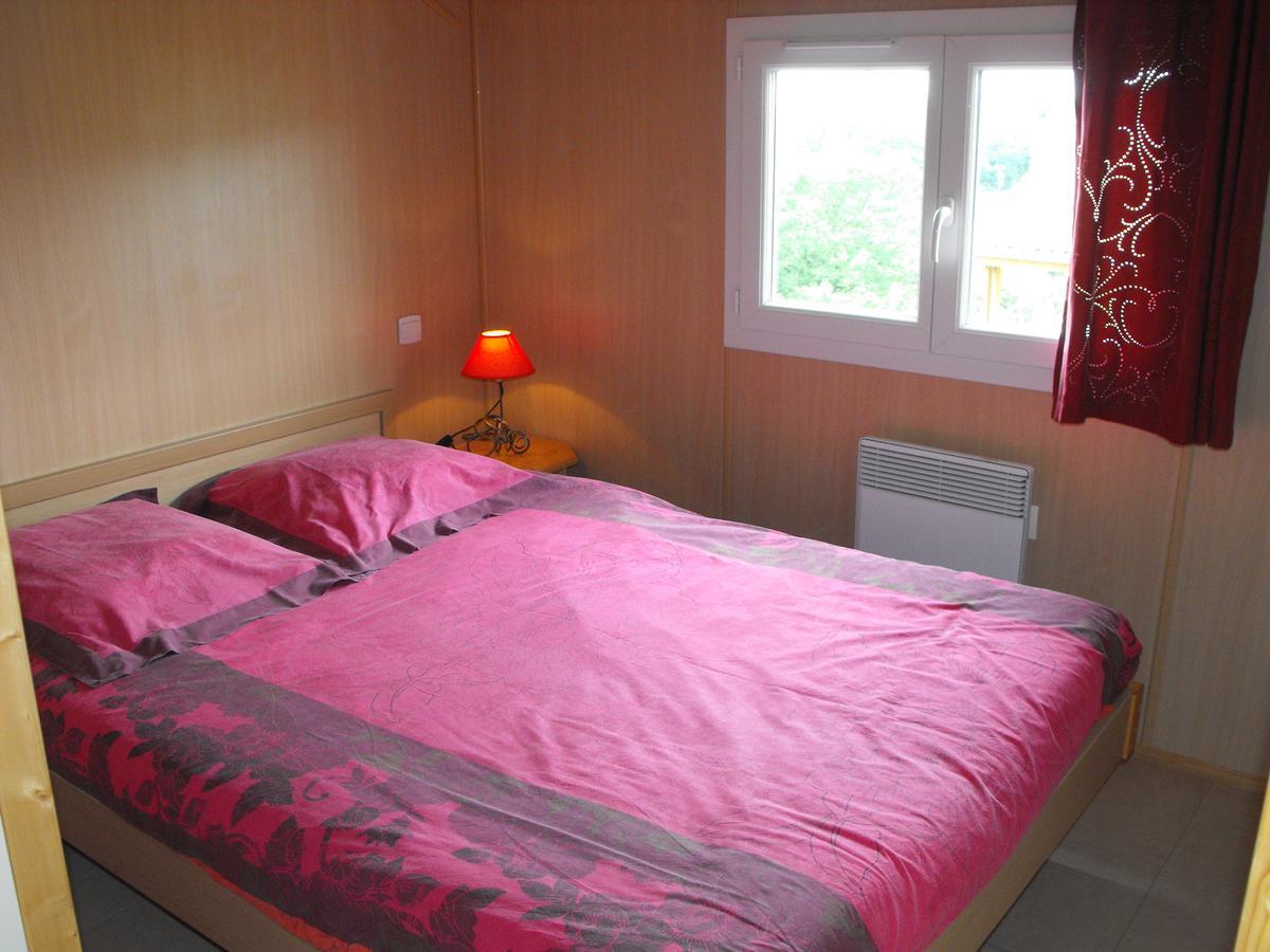 Les Chalets Du Piou Bussieres  Екстер'єр фото